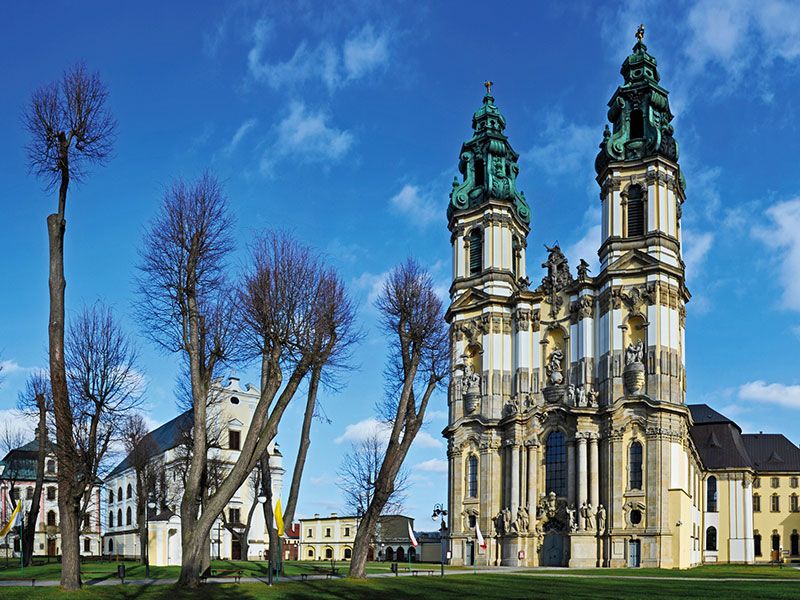 Krzesz&oacute;w Opactwo 